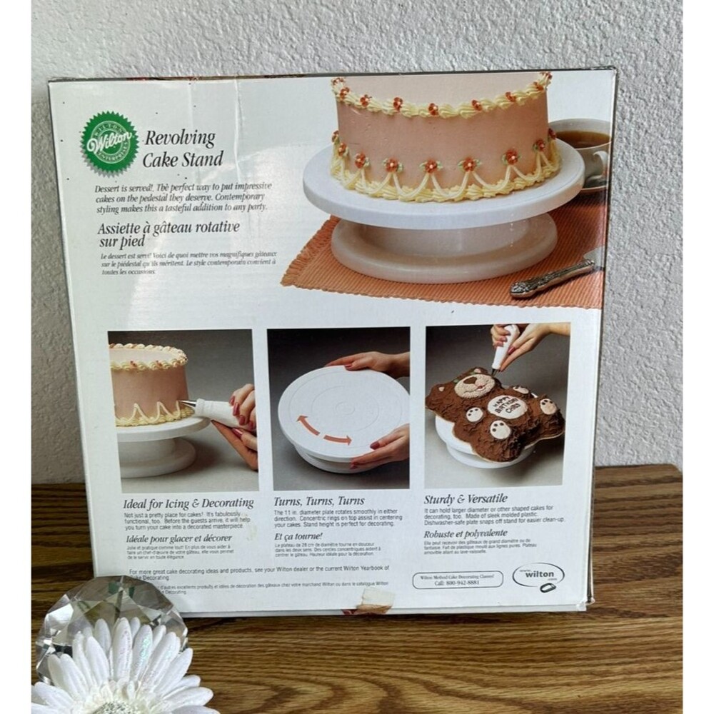 Wilton Revolving Cake Stand 11 Inch Ball Bearing Decorating Turntable Used - Picture 3 of 4